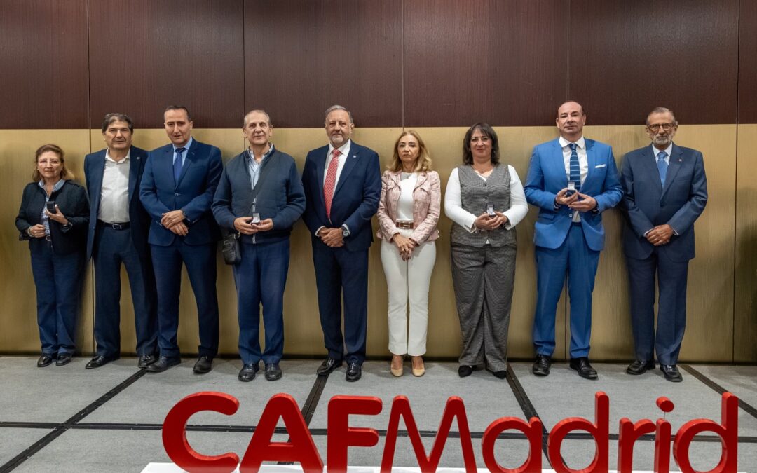 Mención honorifica 25 años colegiación en CAFMadrid